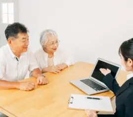 【語学総合アカデミー】mmm. international group - シニア向け英会話コース 【語学総合アカデミー】mmm. international group - シニア向け英会話コース